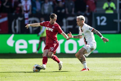 Augsburg đấu với Cologne