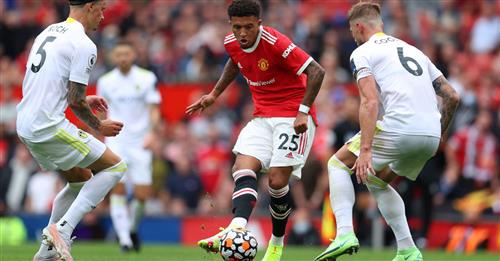 Manchester United đấu với Southampton